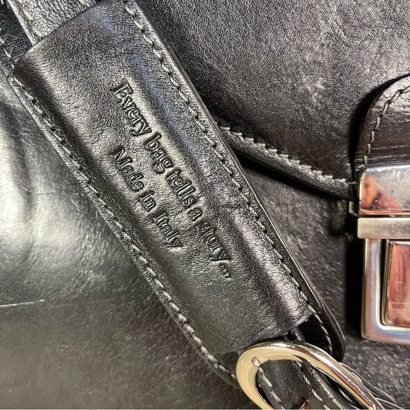 Time Resistance Leather Briefcase - Business Laptop Bag Italian Handmade - Picture 12 of 16